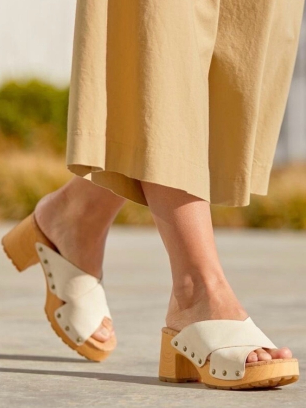 Kork-Ease Tatum Cream Leather Criss Cross Platform Sandals Faux Wood Heel 10 M